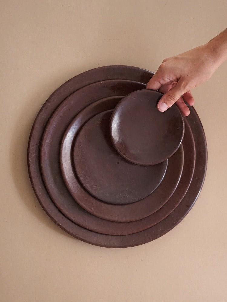 Plato la Reina trinche vino